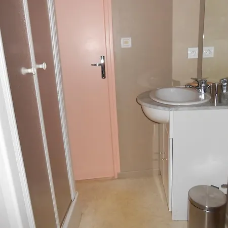 Le Sarciron Apartment